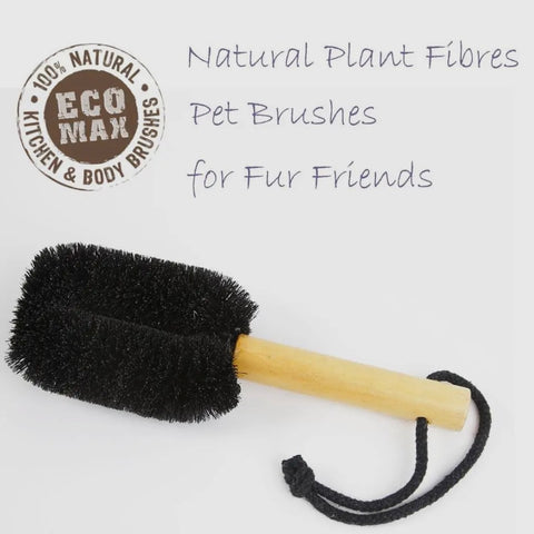 Wash and Groom Pet Brush, for cats and dogs