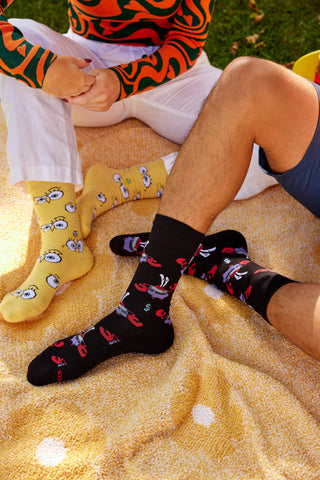 Mr. Krabs Socks that Protect Oceans: Medium